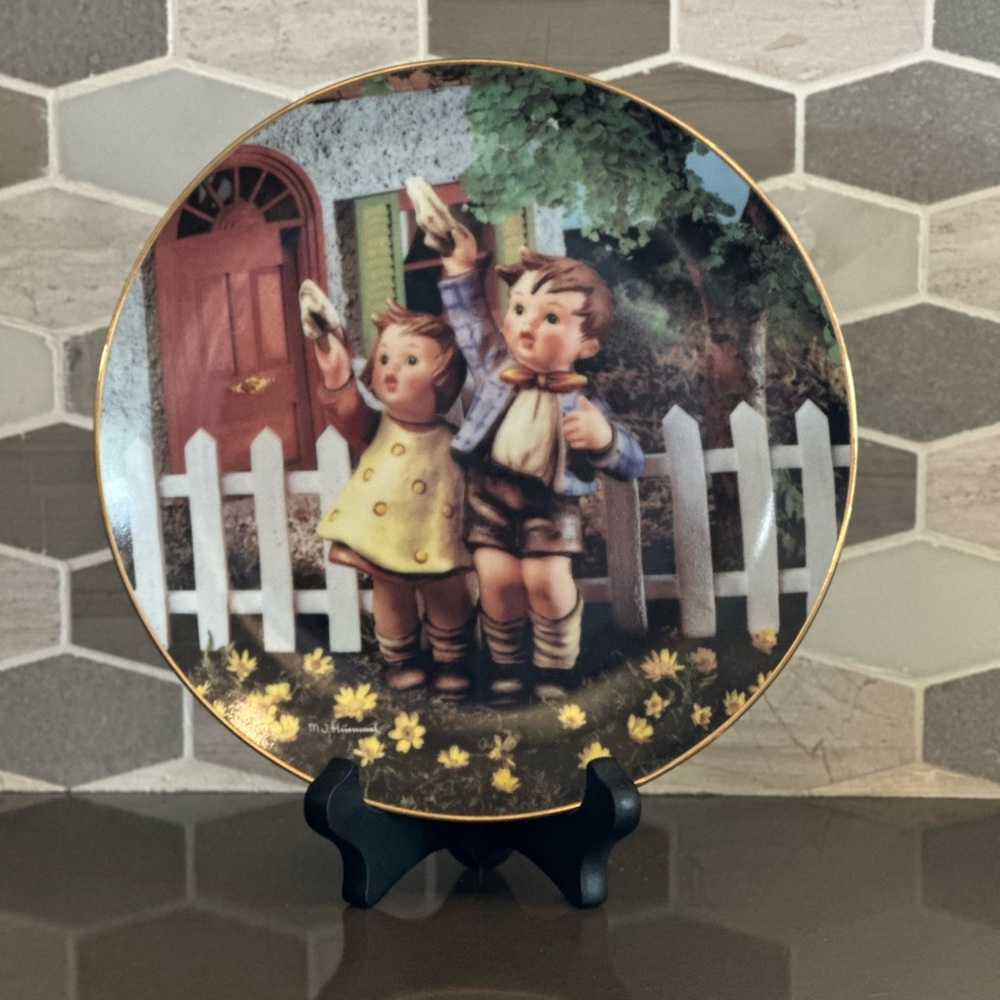 M. I. Hummel plate collection (5) by Danbury Mint